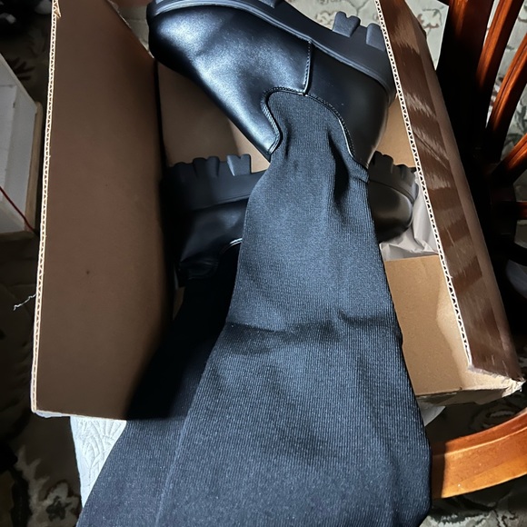 Women’s over the knee chunky boot - Picture 7 of 7